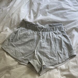 Lululemon Inner Glow short